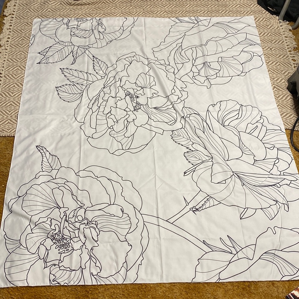 Wall tapestry flowers
